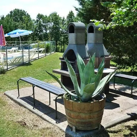 Campingplatz Mobil 34m² Avec Terrasse Pour 6 A - Api-1-52-331 Devillac