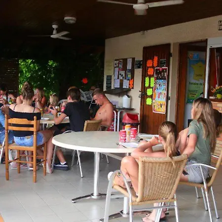 Campingplatz Mobil 34m² Avec Terrasse Pour 6 A - Api-1-52-331 *