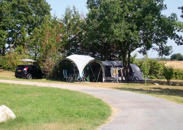 Mobil 34m² Avec Terrasse Pour 6 A - Api-1-52-331 Devillac